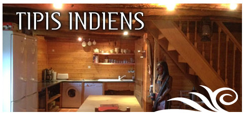 Tipis indiens avec vue sur le Pic Long...